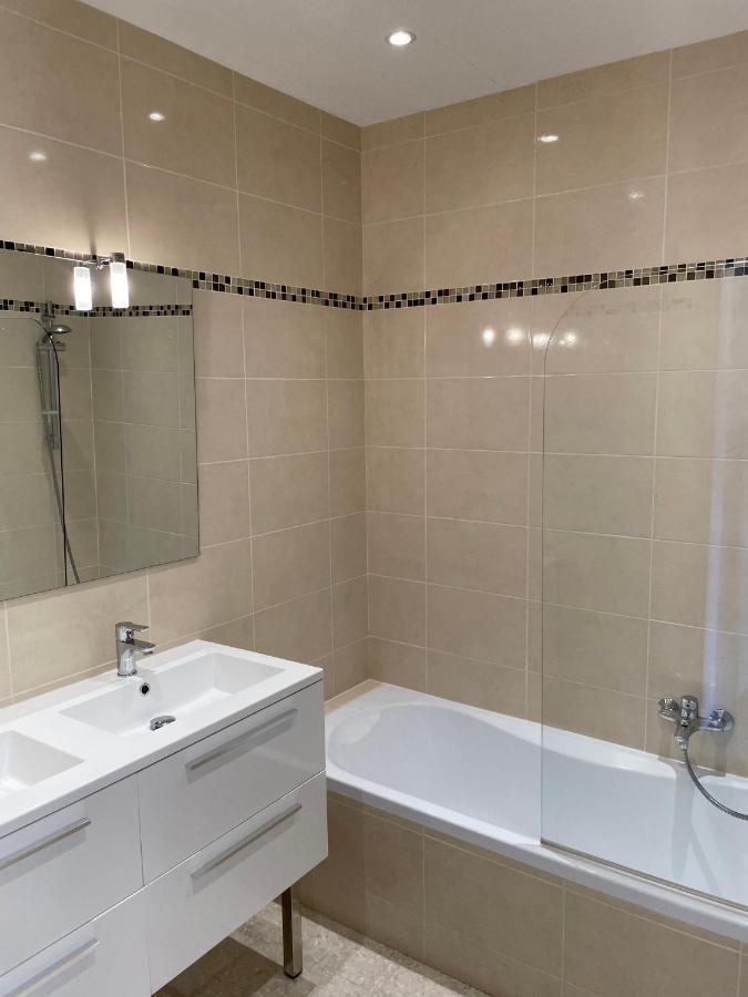 Appartement Spacieux Au Calme A ニース エクステリア 写真