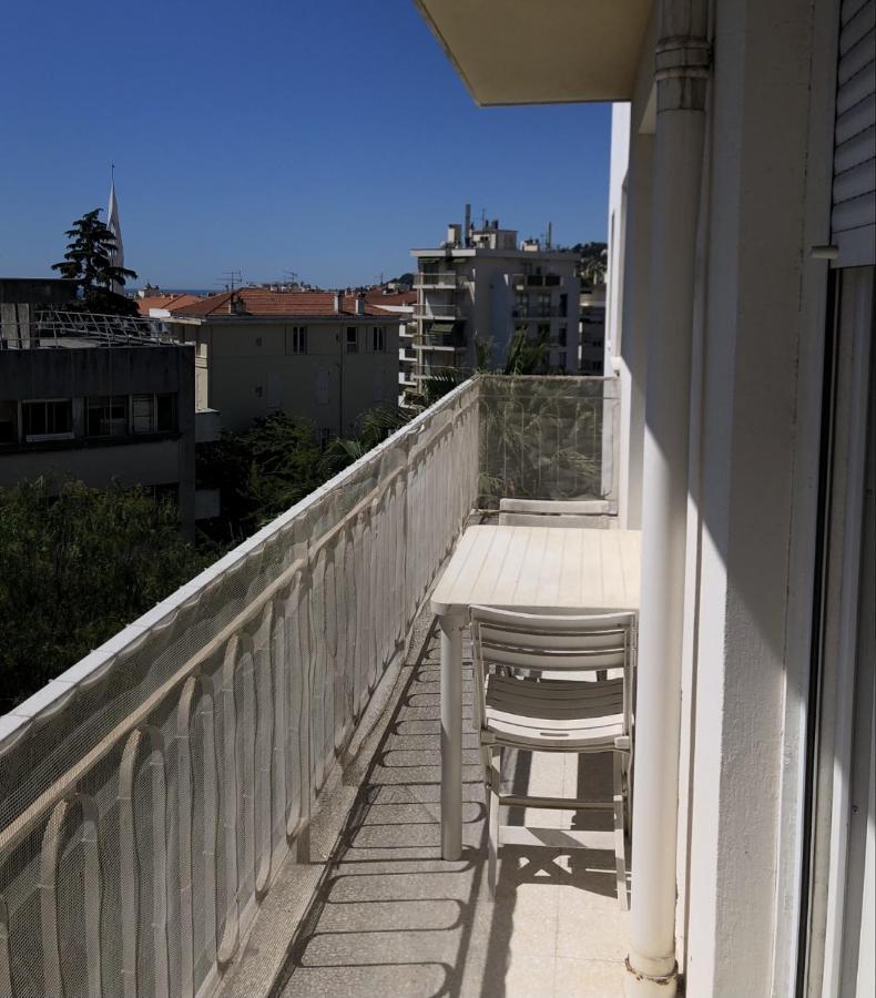 Appartement Spacieux Au Calme A ニース エクステリア 写真