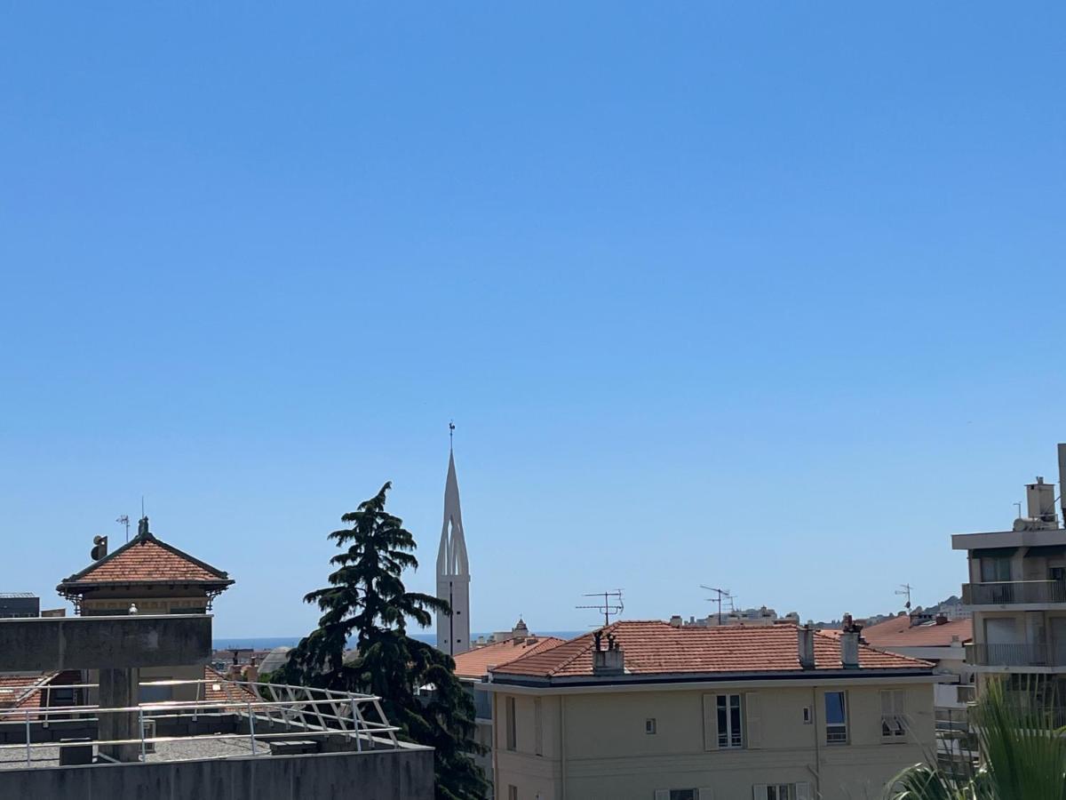 Appartement Spacieux Au Calme A ニース エクステリア 写真